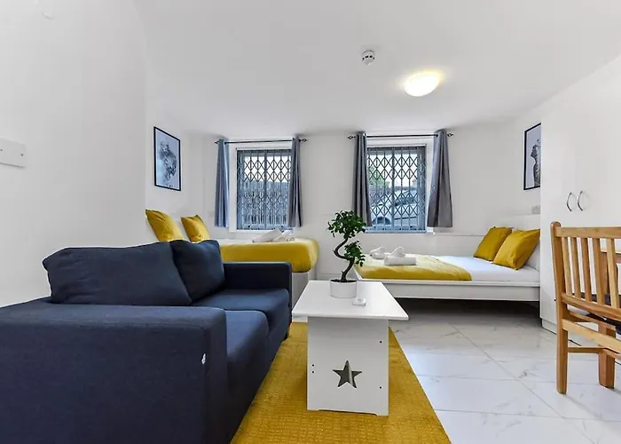 Deluxe Studio Near Camden Town