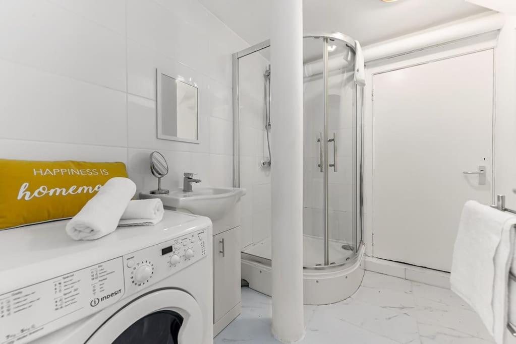 Deluxe Near Camden Town *